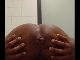 Public bathroom Ass video