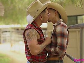 Outdoor Anal Pounding With Hunks And Vincen With Clark Davis