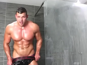 Super Sexy Shower HUNK